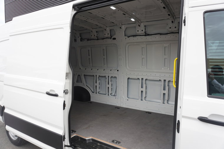 Vehicle Image 12