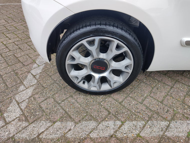 Vehicle Image 30