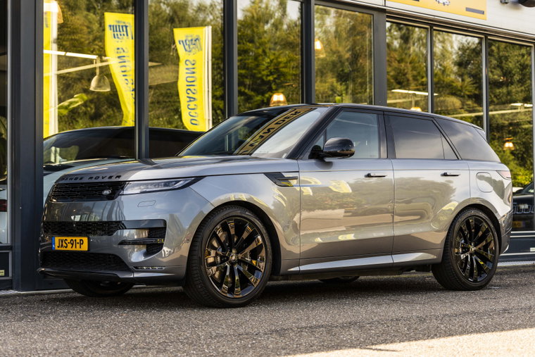 Vehicle Image 15