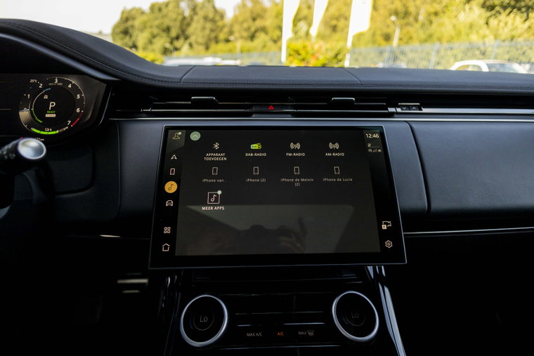 Vehicle Image 37