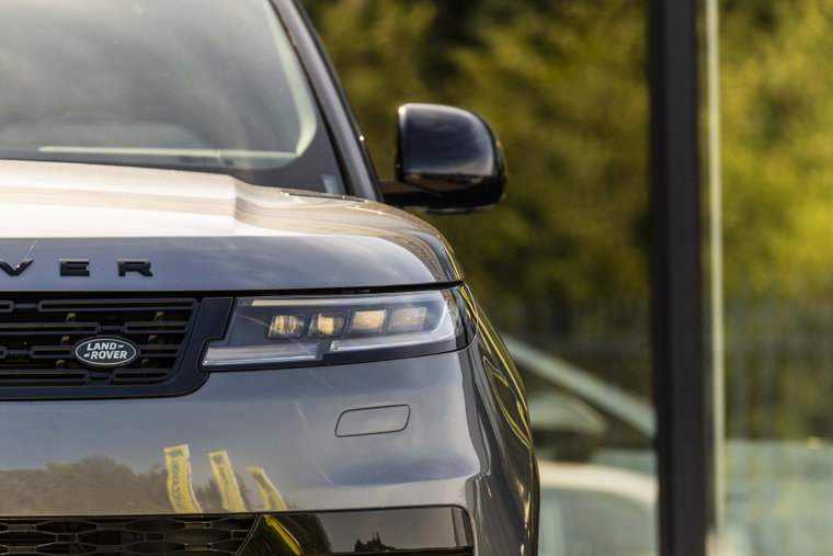 Vehicle Image 7