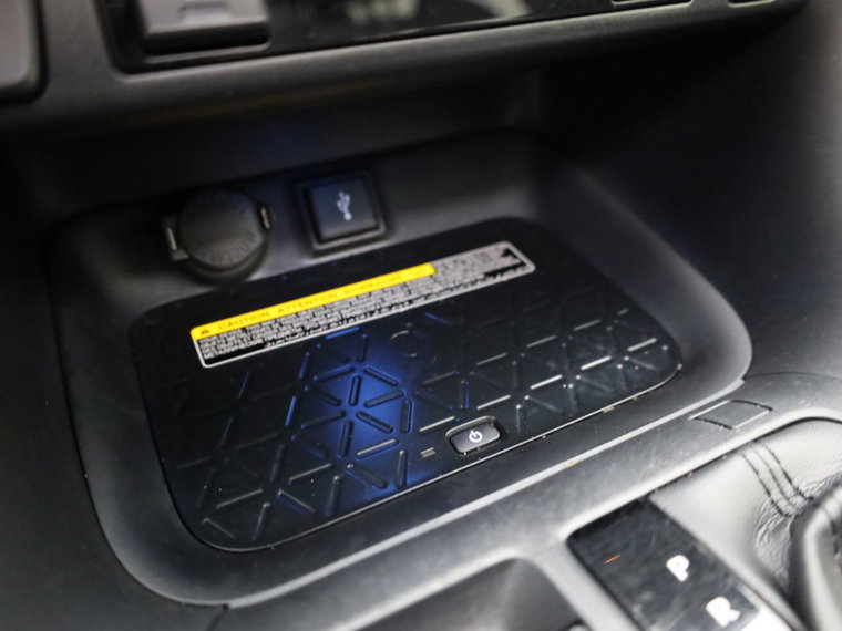 Vehicle Image 21