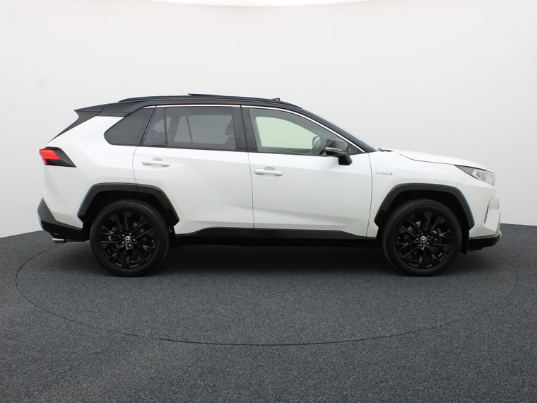 Vehicle Image 42