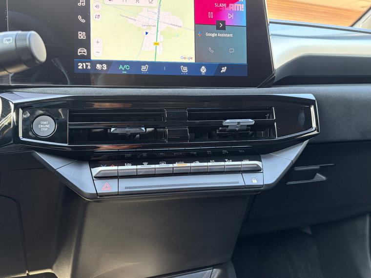 Vehicle Image 39