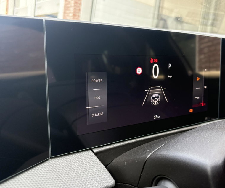 Vehicle Image 30