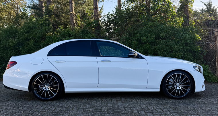 Vehicle Image 38