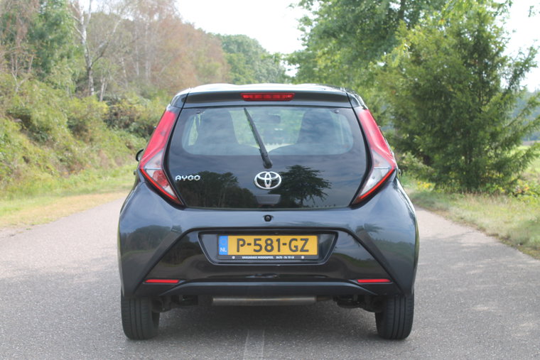Vehicle Image 9