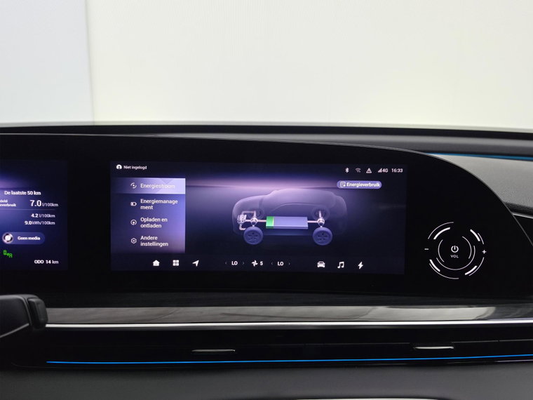 Vehicle Image 36