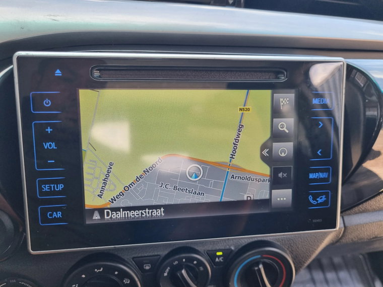 Vehicle Image 24