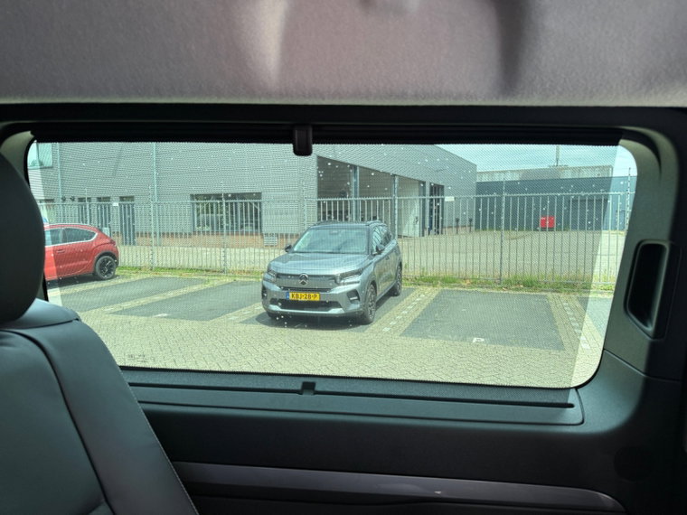 Vehicle Image 27