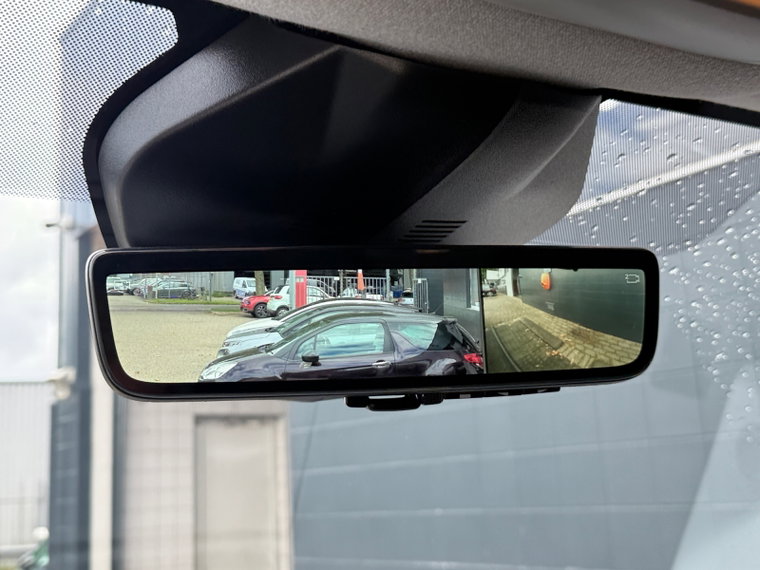 Vehicle Image 41