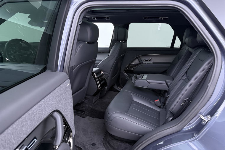 Vehicle Image 45