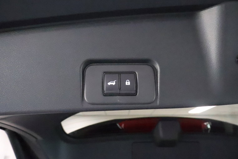 Vehicle Image 33