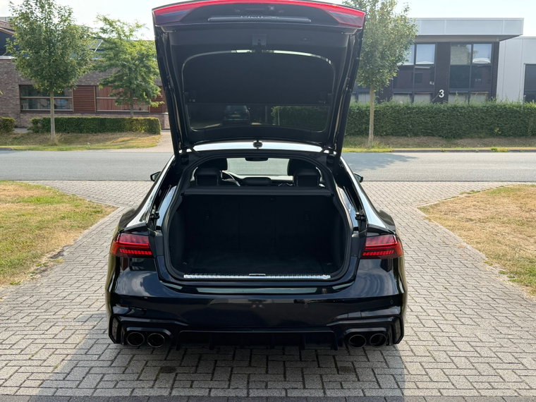 Vehicle Image 29