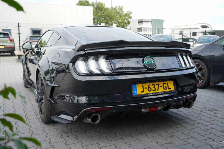 Vehicle Image 18