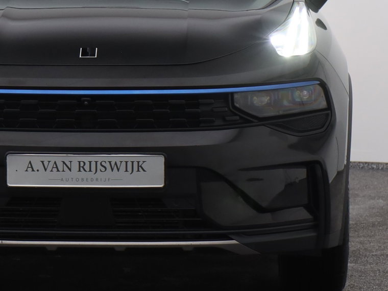 Vehicle Image 19