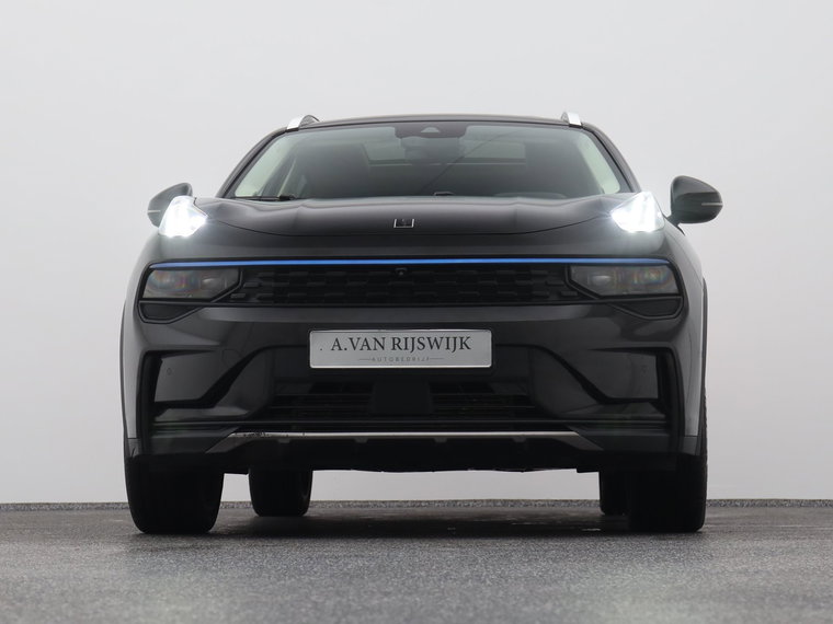 Vehicle Image 32