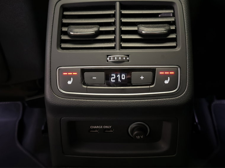 Vehicle Image 26