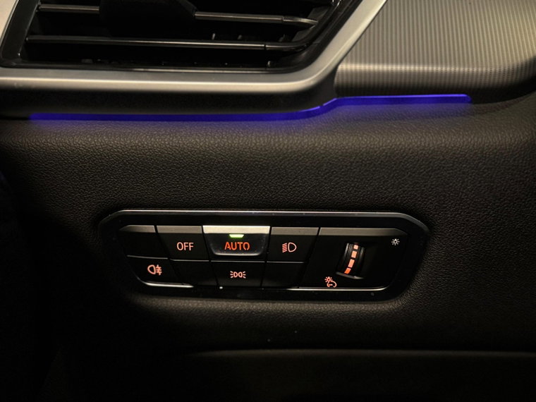 Vehicle Image 26