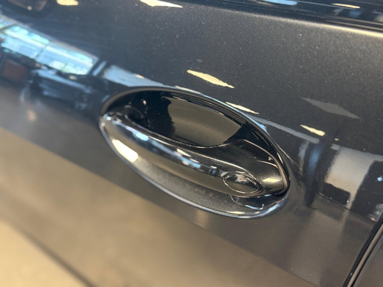 Vehicle Image 39