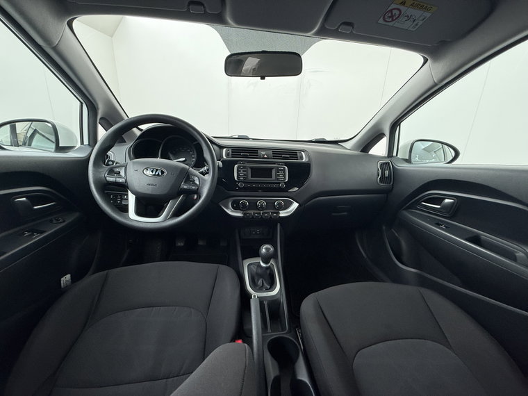 Vehicle Image 35