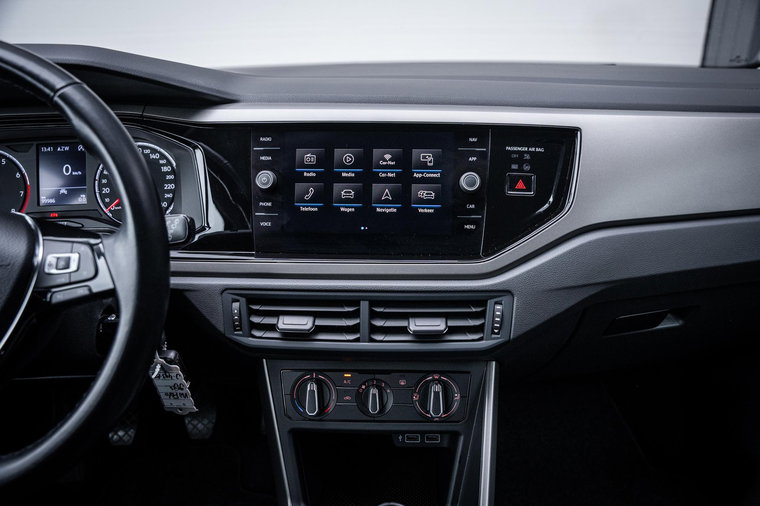 Vehicle Image 20