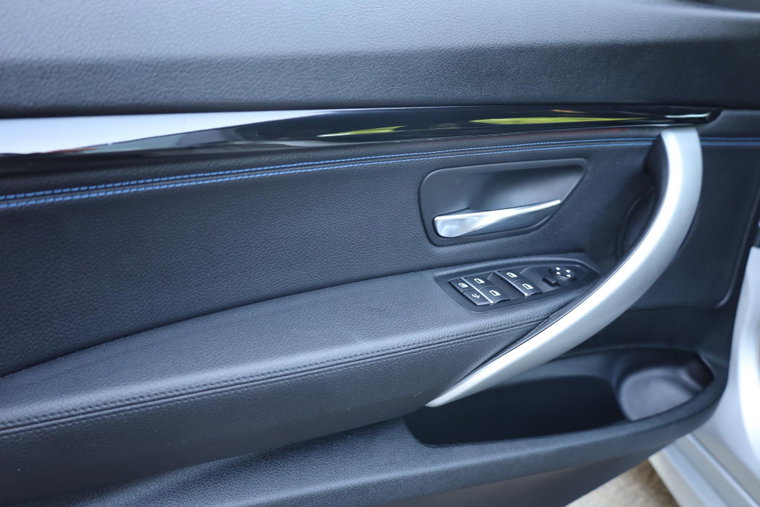 Vehicle Image 26