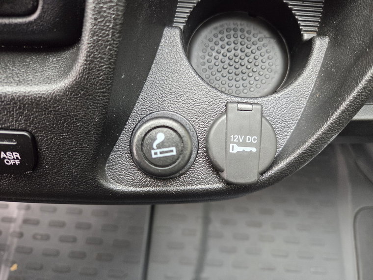 Vehicle Image 24