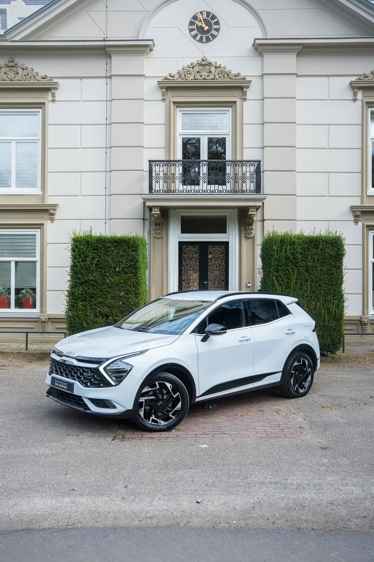 Vehicle Image 40