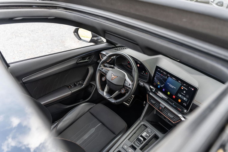 Vehicle Image 19