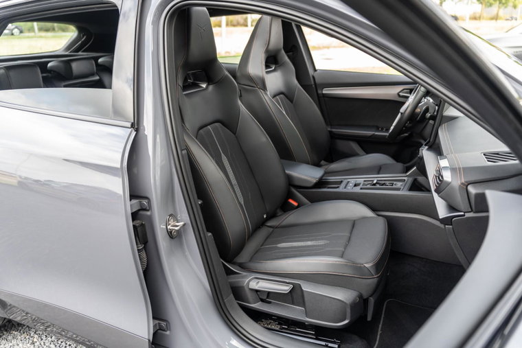 Vehicle Image 36