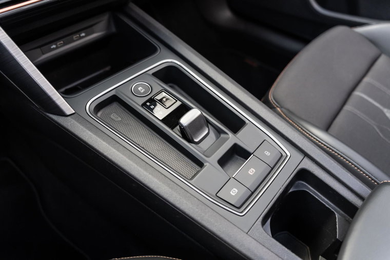Vehicle Image 40