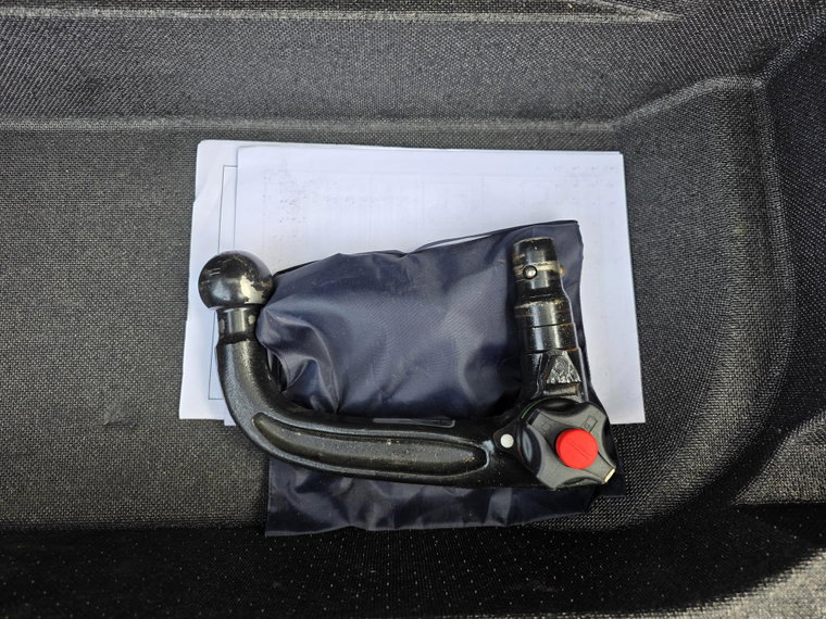 Vehicle Image 33