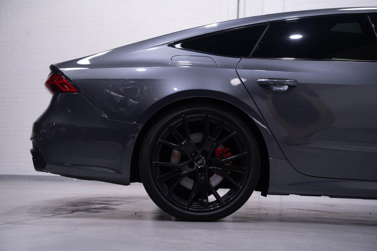 Vehicle Image 23