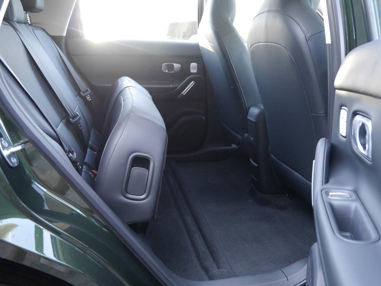 Vehicle Image 37