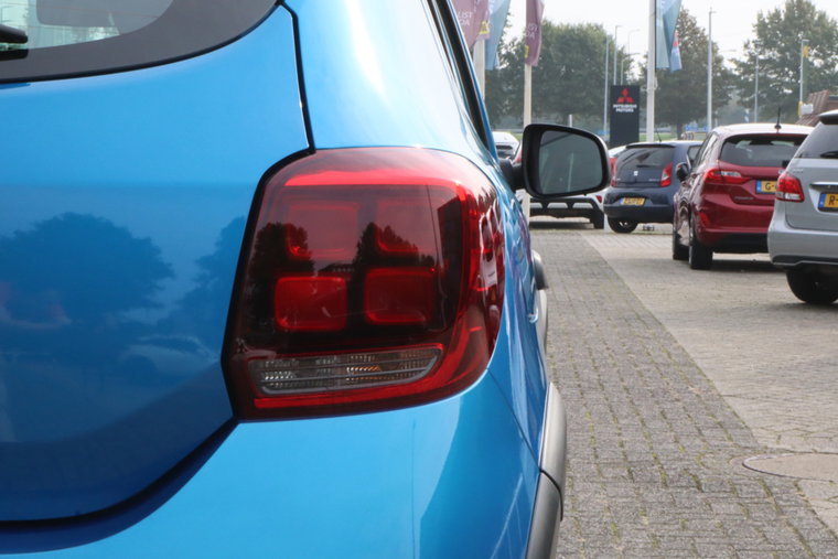 Vehicle Image 31