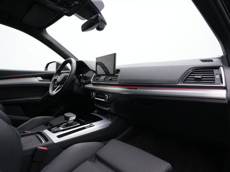 Vehicle Image 40