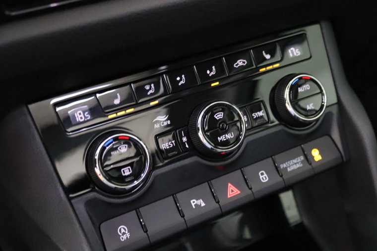 Vehicle Image 39