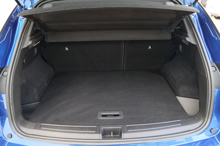 Vehicle Image 23