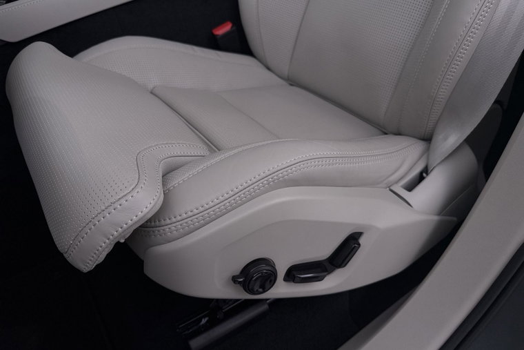 Vehicle Image 47