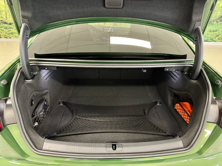 Vehicle Image 40