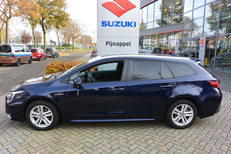 Vehicle Image 4
