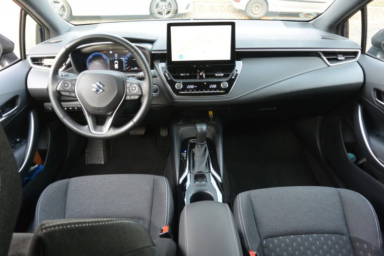 Vehicle Image 23