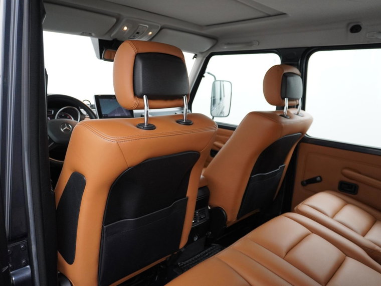 Vehicle Image 21