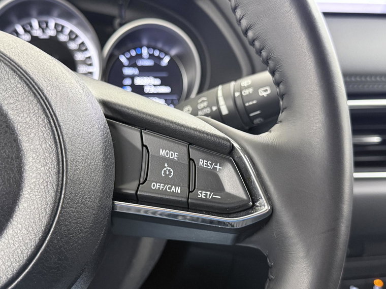 Vehicle Image 23