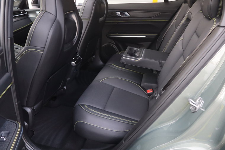 Vehicle Image 20