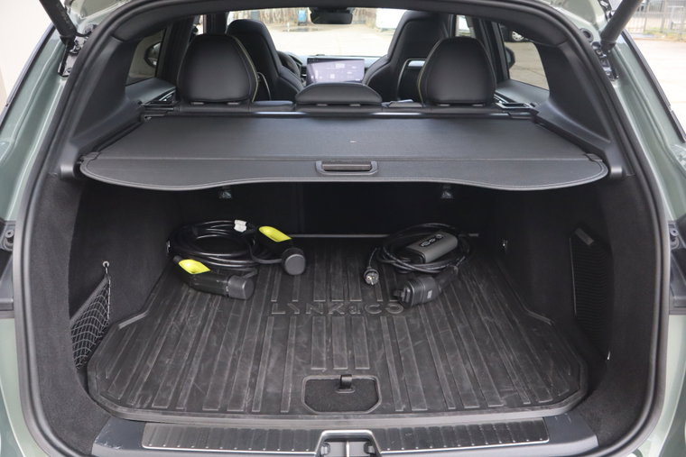 Vehicle Image 32