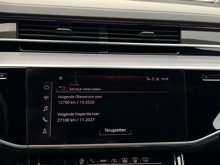 Vehicle Image 45