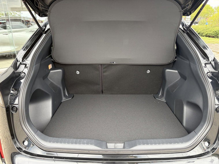 Vehicle Image 31