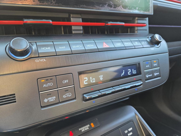 Vehicle Image 28